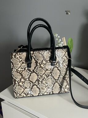 Snake-Print Hand Bag/Crossbody Bag